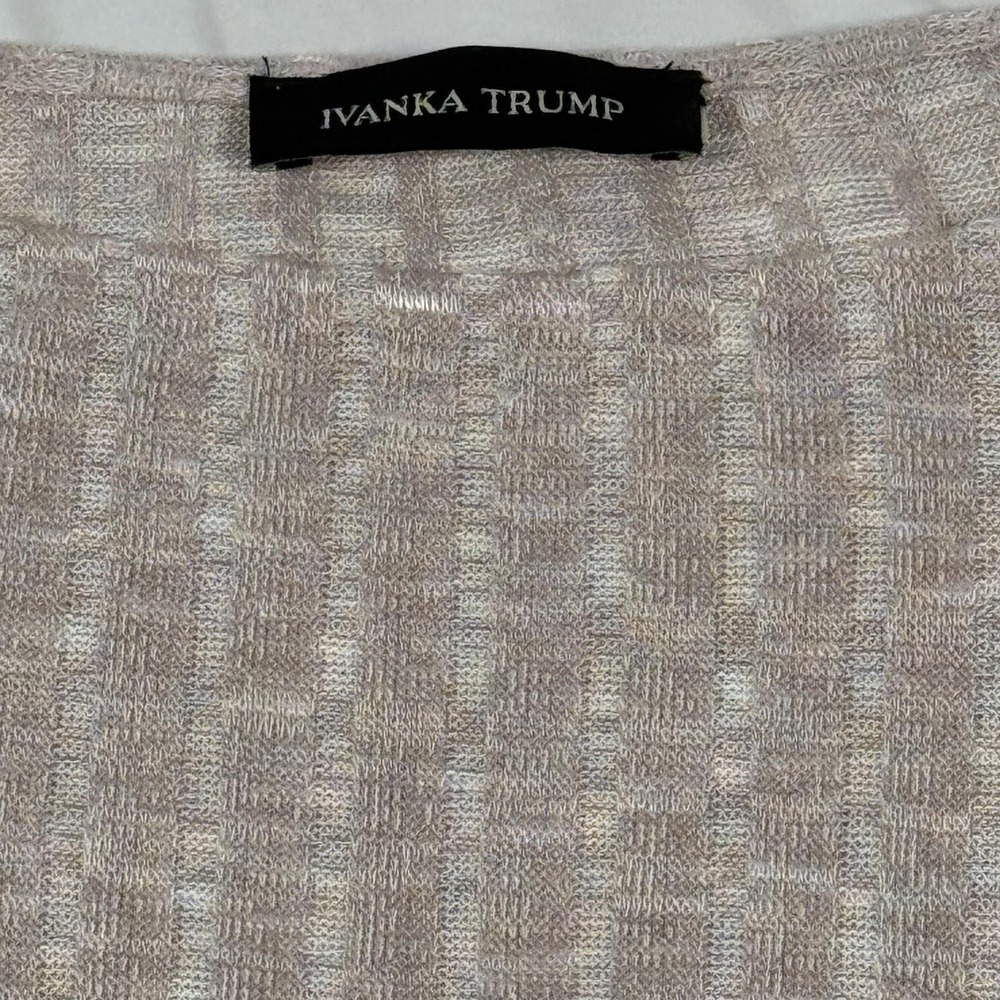 Ivanka Trump Sweater Medium Beige Layered Hem Knit Long Sleeve Top Lightweight - Picture 3 of 12